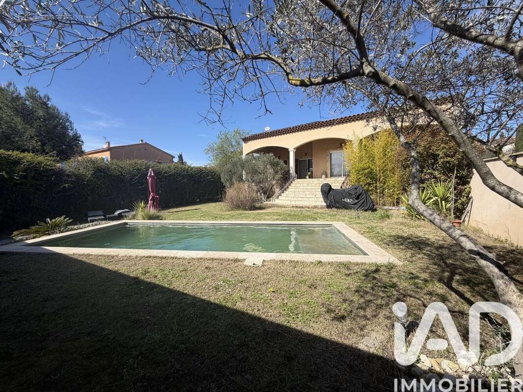 Photo 3 - Maison à LANCON-PROVENCE