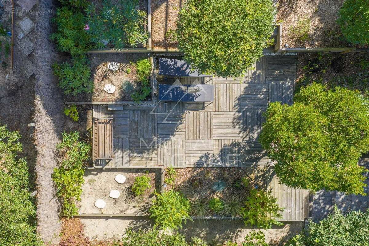 Maison à LE BOUSCAT