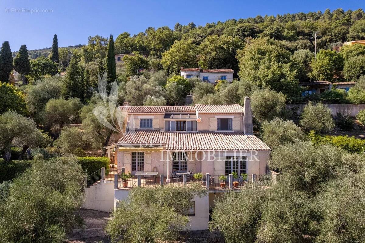 Maison à SPERACEDES