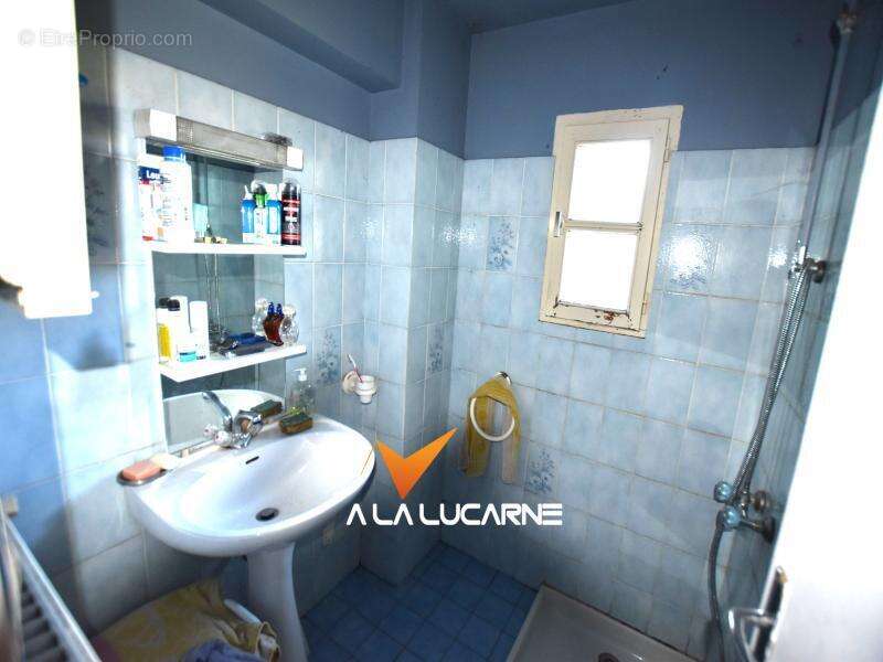 Maison à MONCOUTANT