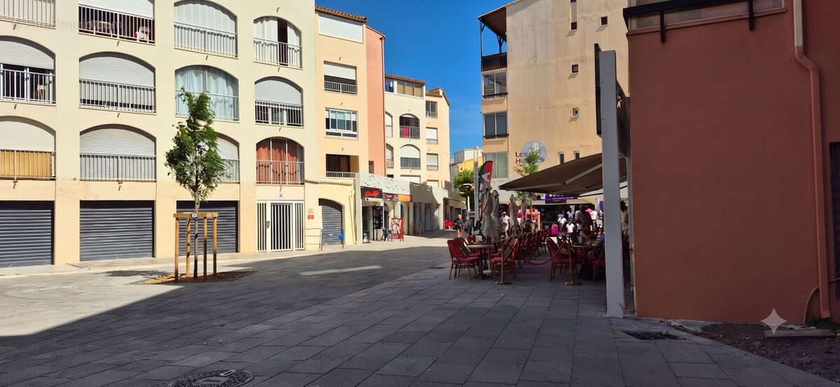 Studio cabine / grande terrasse / climatise / centre du cap d’agde - photo 11