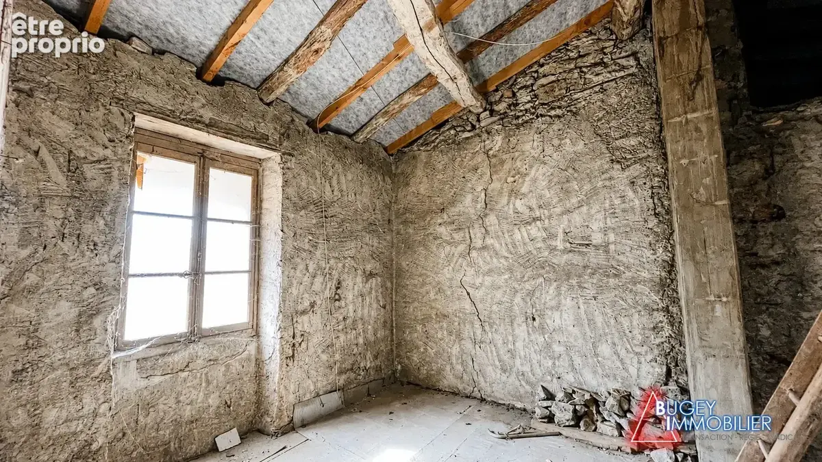 Maison 161 m² à Amberieu-En-Bugey  - photo 7
