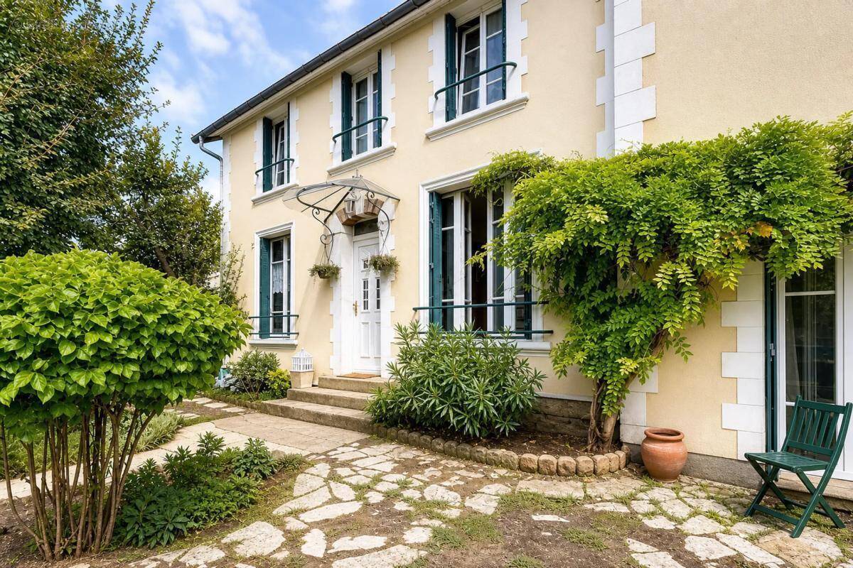 Maison à CONFLANS-SAINTE-HONORINE