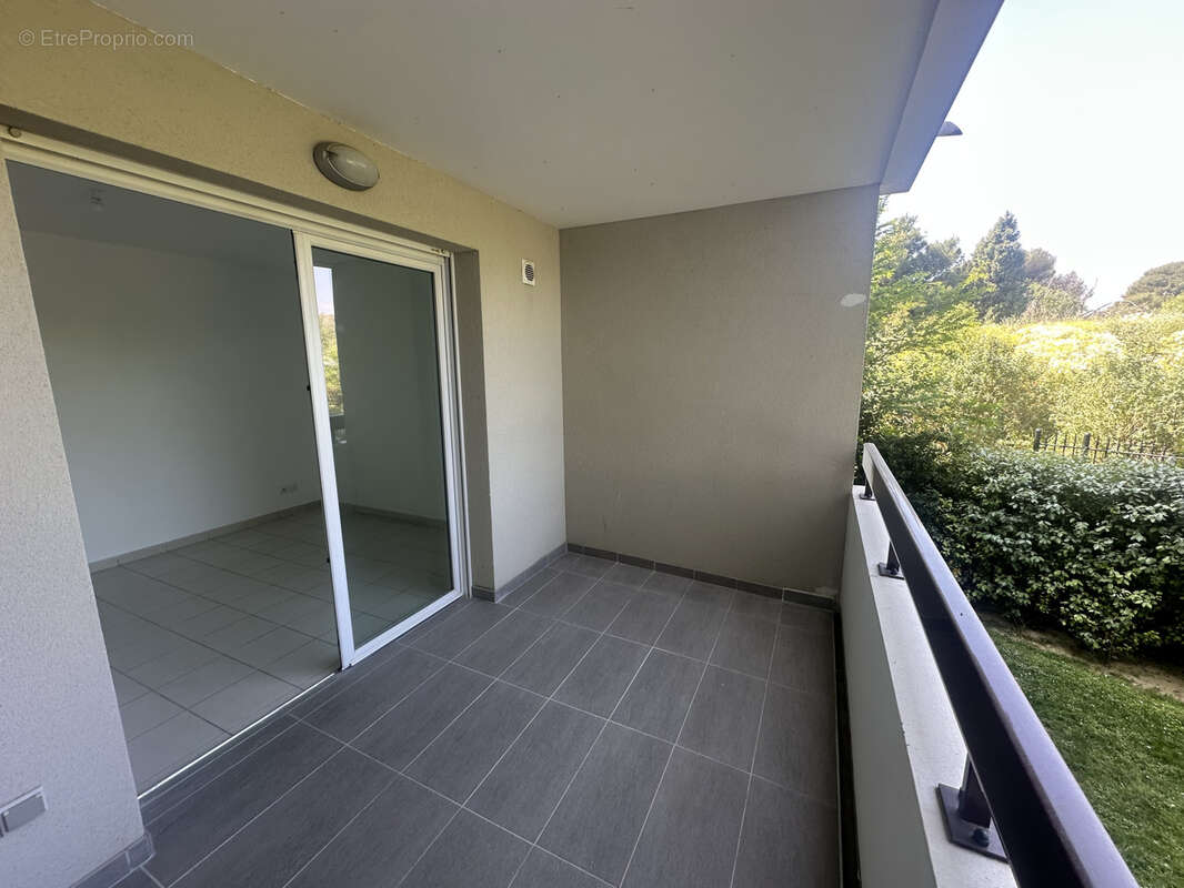 Appartement à MARSEILLE-14E
