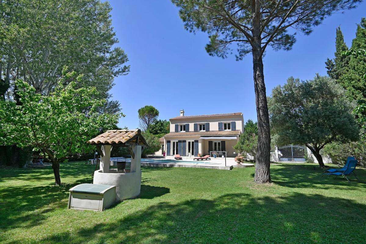 Maison à VEDENE
