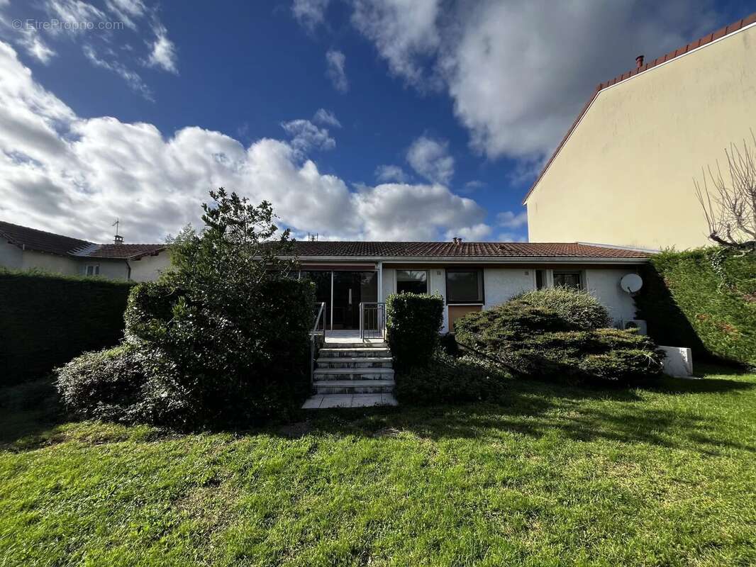 Maison à TIGNIEU-JAMEYZIEU