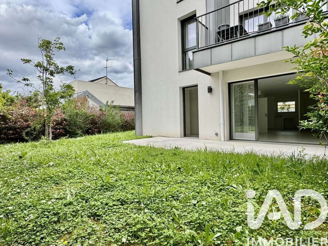 Photo 2 - Appartement à NANTERRE