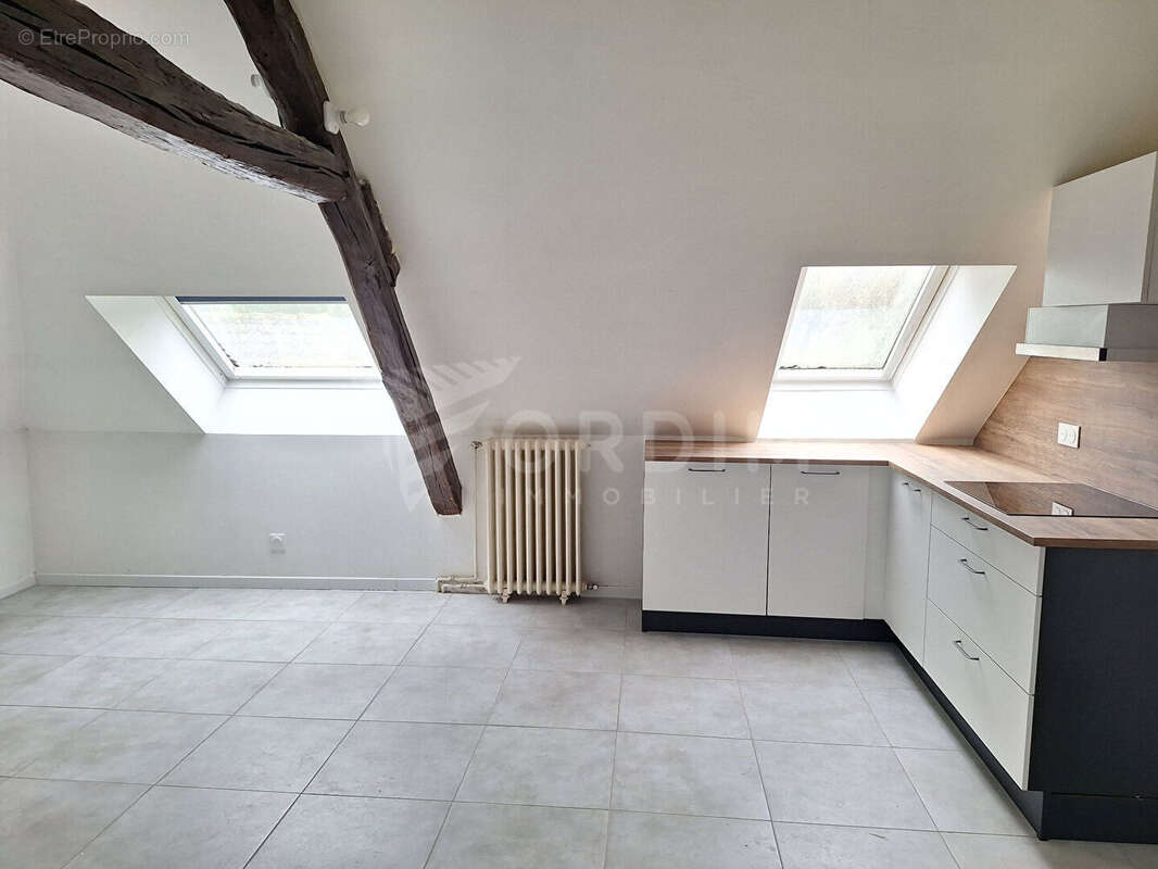 Appartement à TOUCY