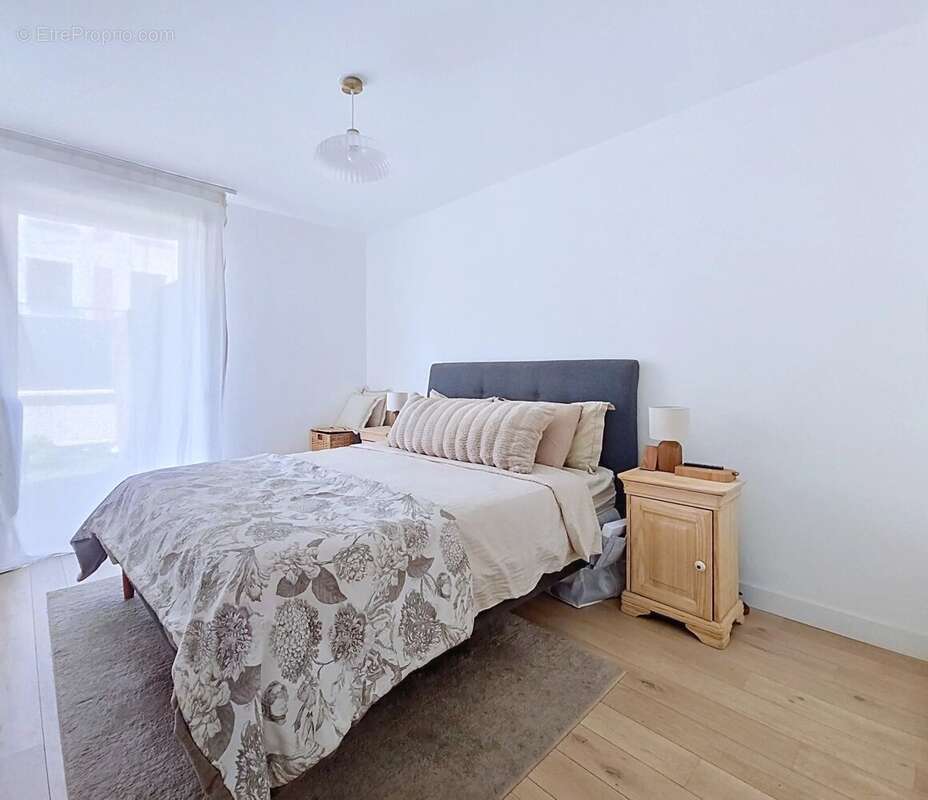 Appartement F3 avec jardin de 113 m² – À 5 minutes du RER A - photo 5