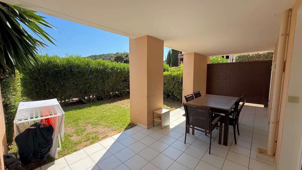 AGAY - CAP ESTEREL À vendre 3 pièces rez-de-jardin trame large - photo 2
