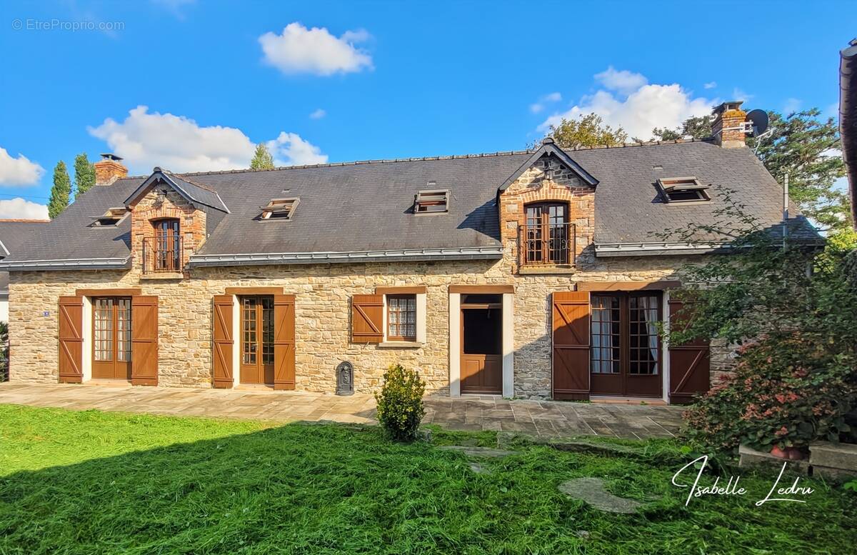 Maison à SION-LES-MINES