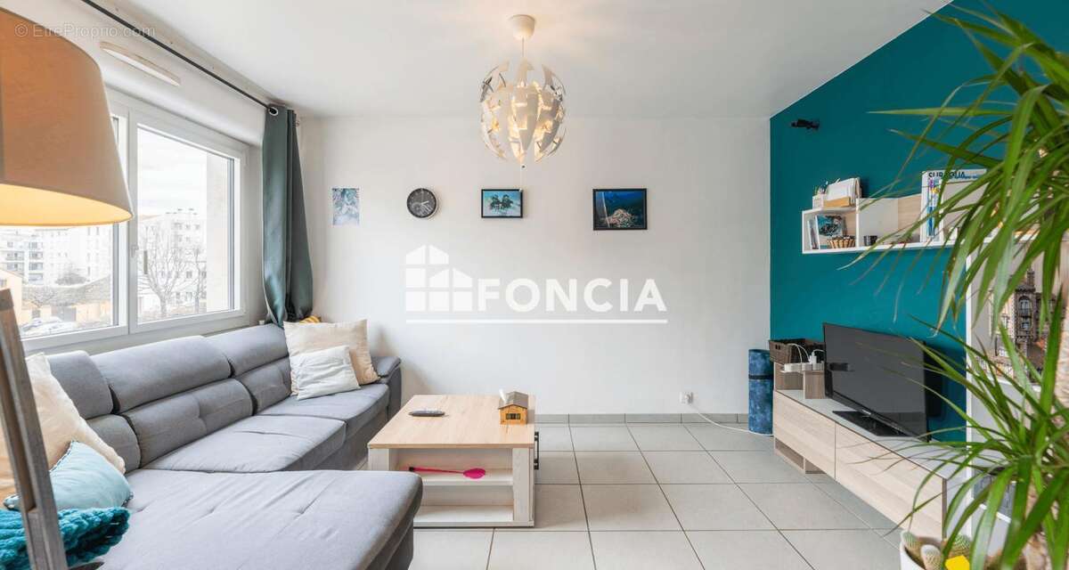 Appartement à LYON-8E