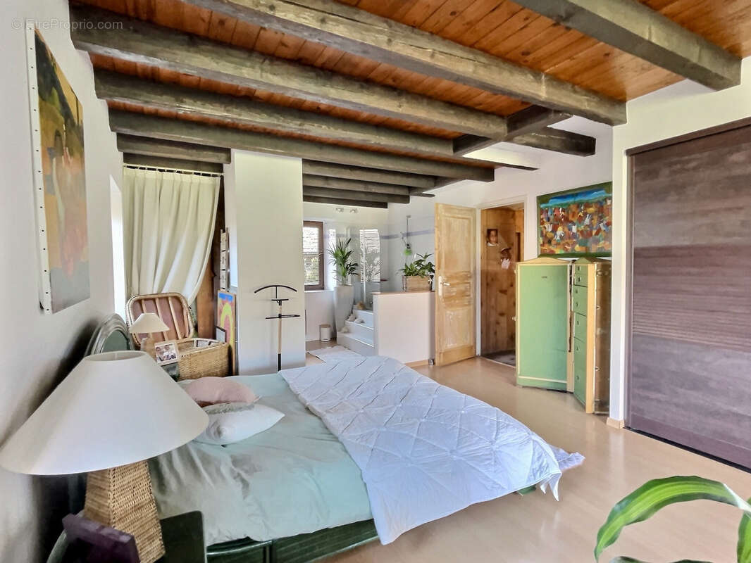 Maison à DIVONNE-LES-BAINS