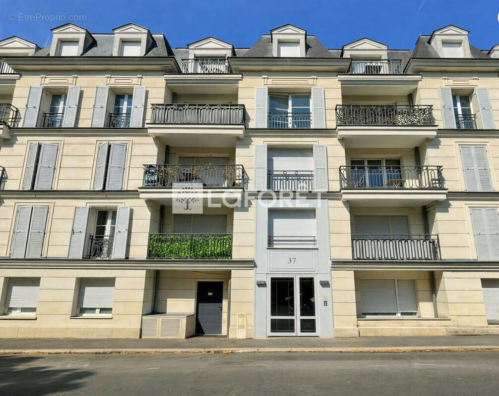 Appartement à MAISONS-ALFORT