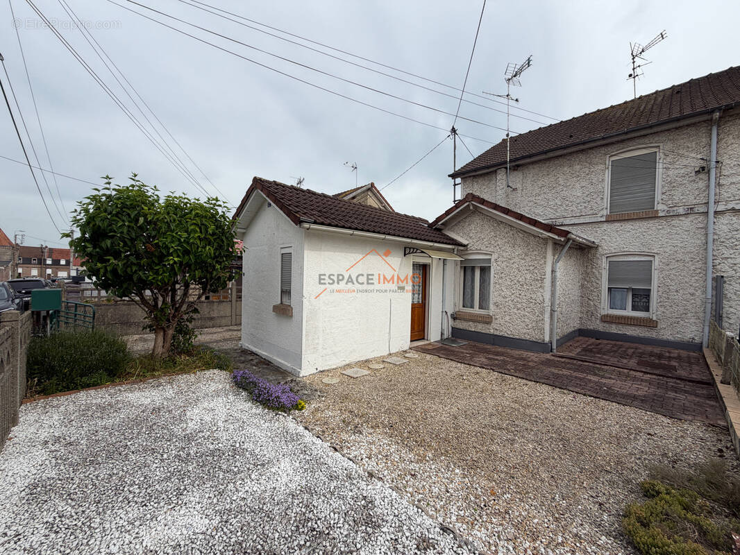 Maison à SOMAIN
