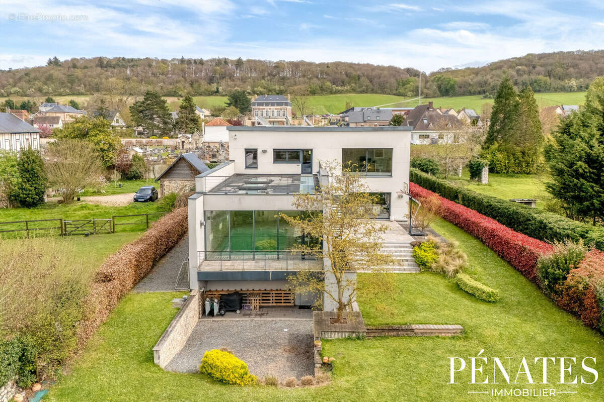 Maison à SAINT-MARTIN-DE-BOSCHERVILLE