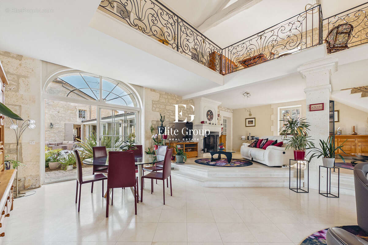 Magnifique maison charentaise aux portes d'angouleme - photo 3
