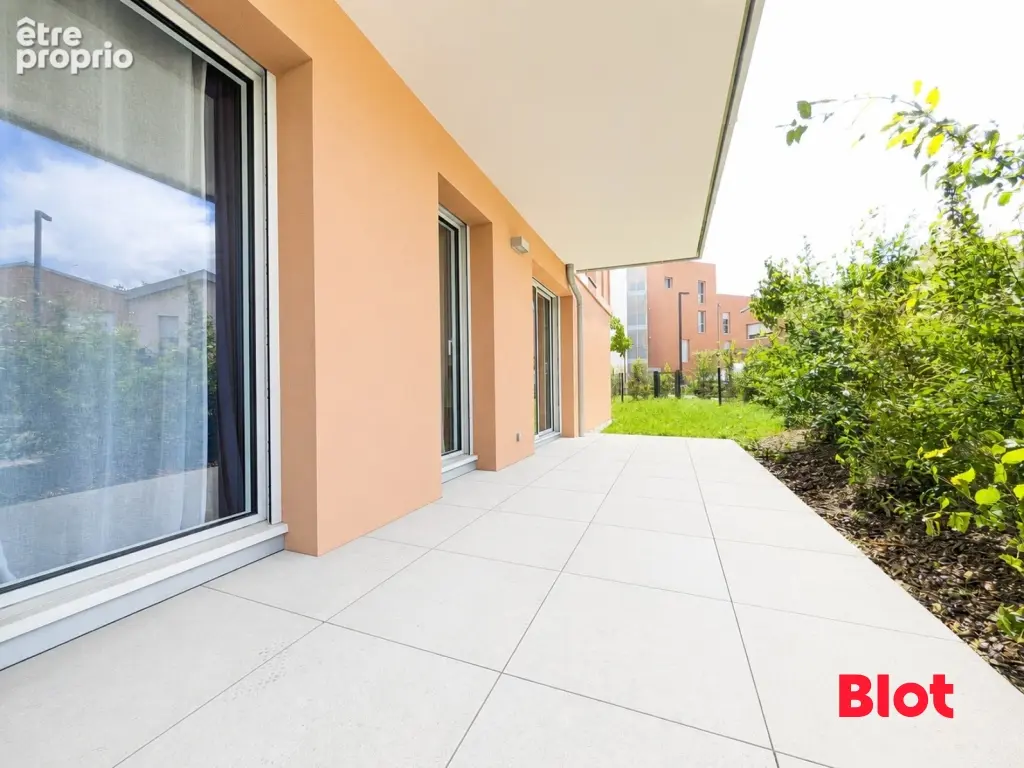 Appartement 4 pièces 78 m² · à Noyal-sur-Vilaine · 77,6 m² · 289 000 €