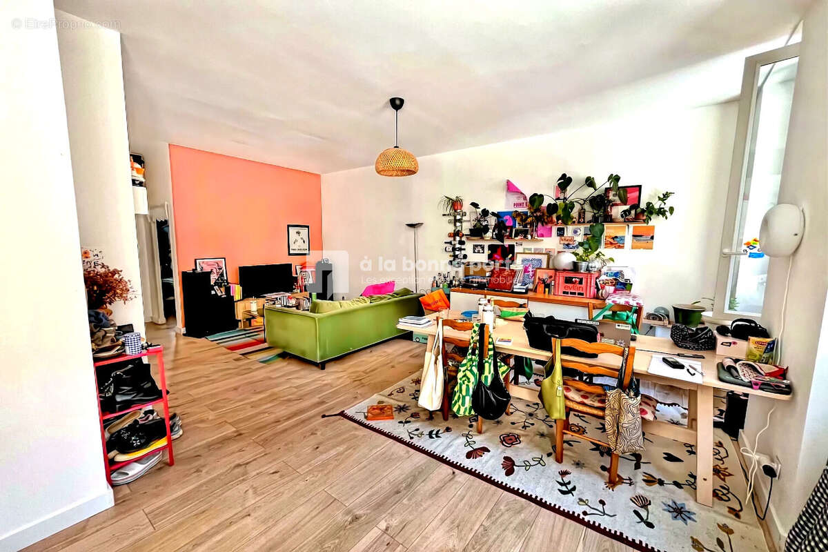 Appartement 63 m² à Marseille-1e  - photo 3