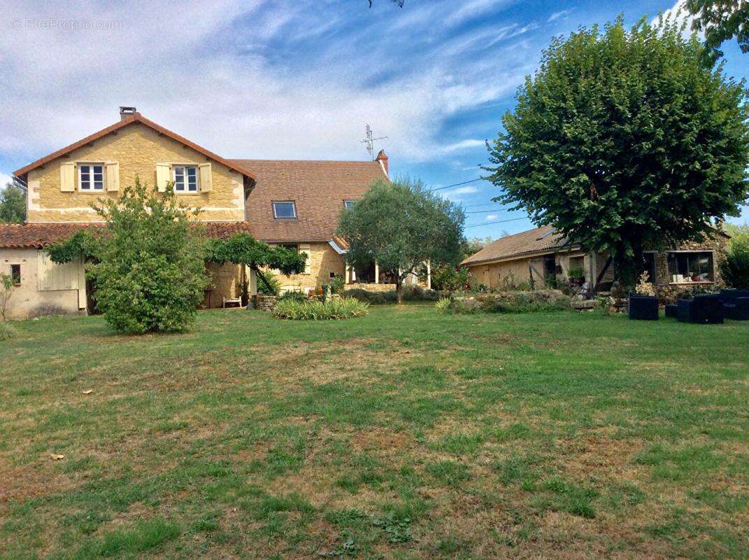 Maison en pierres et gite - photo 2
