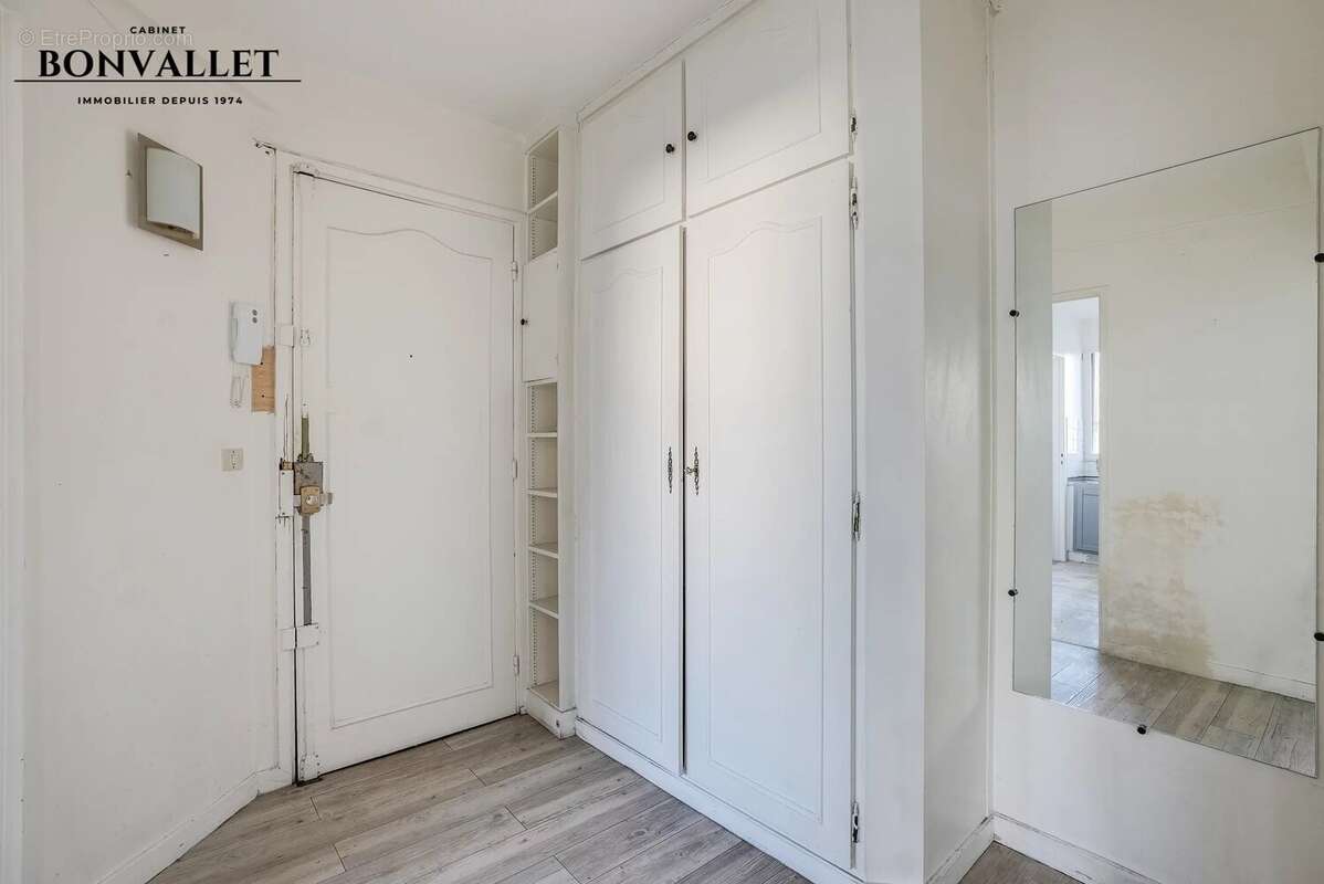 Appartement à PARIS-15E