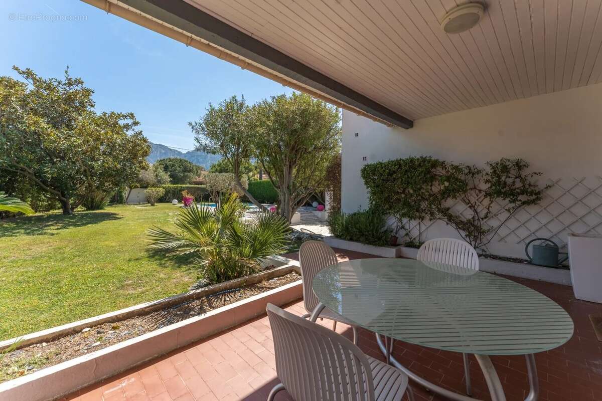 Maison à MARSEILLE-8E