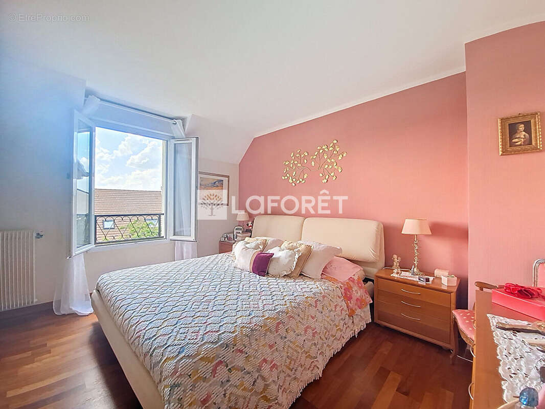 Maison à TRIEL-SUR-SEINE