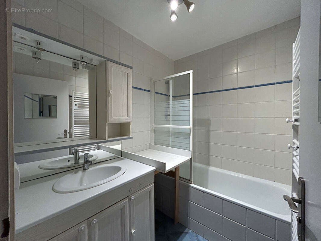 CHAMBÉRY- Secteur Bissy  Appartement T4 de 86 m2 - photo 8