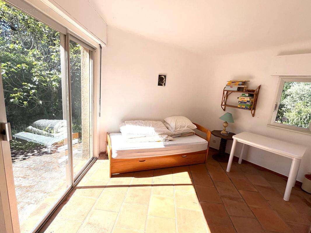 Magnifique propriété sur Aups - 293m² - photo 12