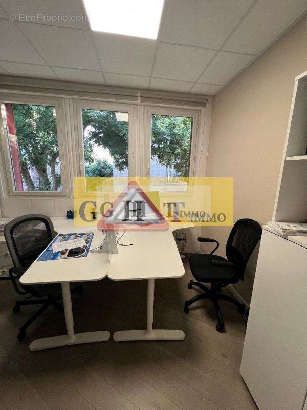 Commerce à VITRY-SUR-SEINE