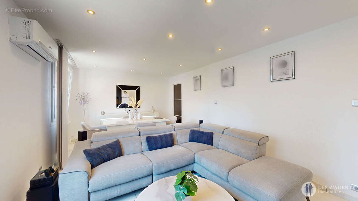 Appartement à SAINT-MARTIN-D'HERES