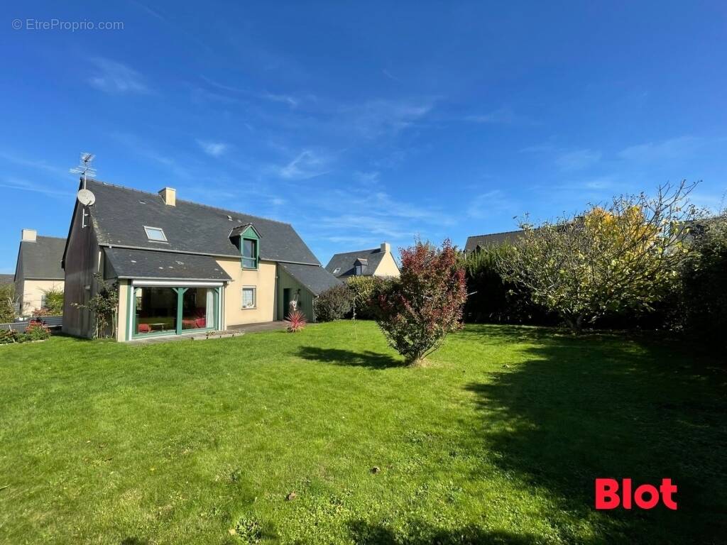 Maison à SAINT-JOUAN-DES-GUERETS