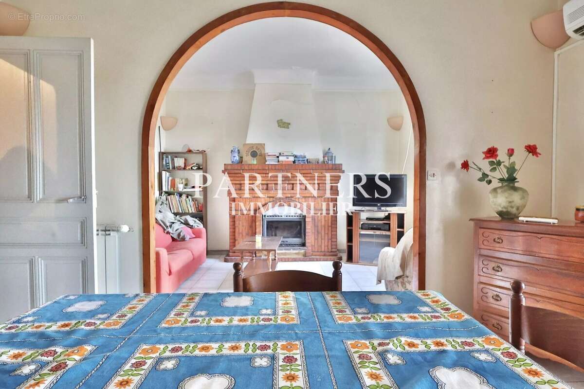 Maison à Hyeres  - photo 4
