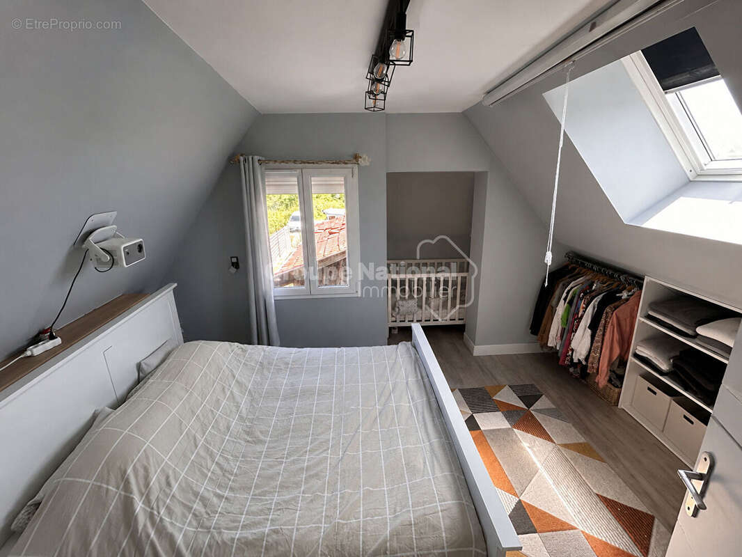 Maison Sainte Genevieve 4 pièce(s) 74.69 m2 - photo 5