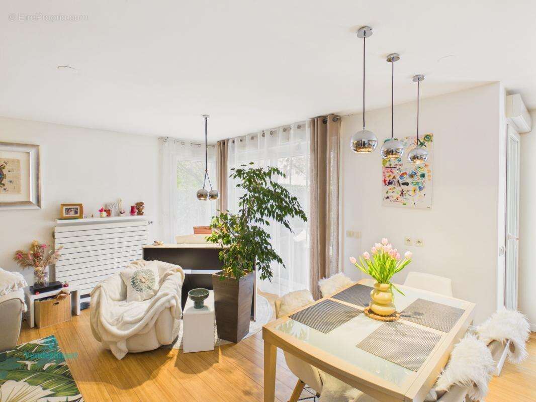 Appartement à VILLE-LA-GRAND