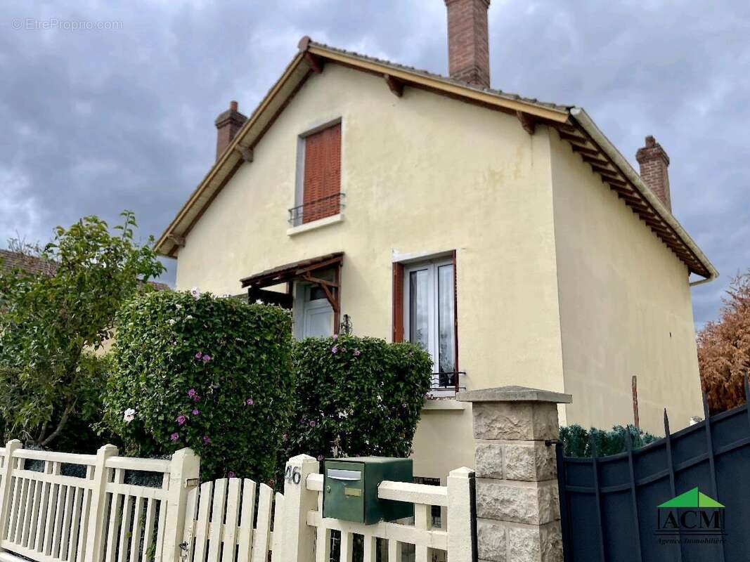 Maison 103 m² à Persan  - photo 2