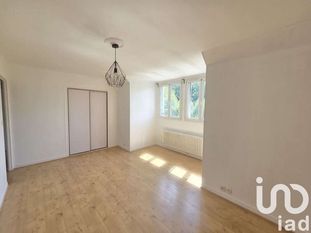 Photo 2 - Appartement à TROYES