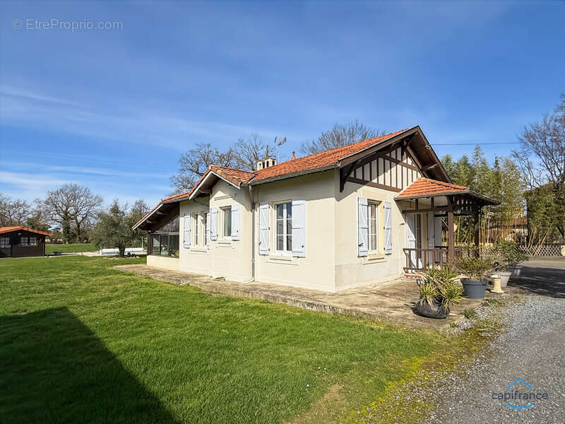 Maison à BARCELONNE-DU-GERS