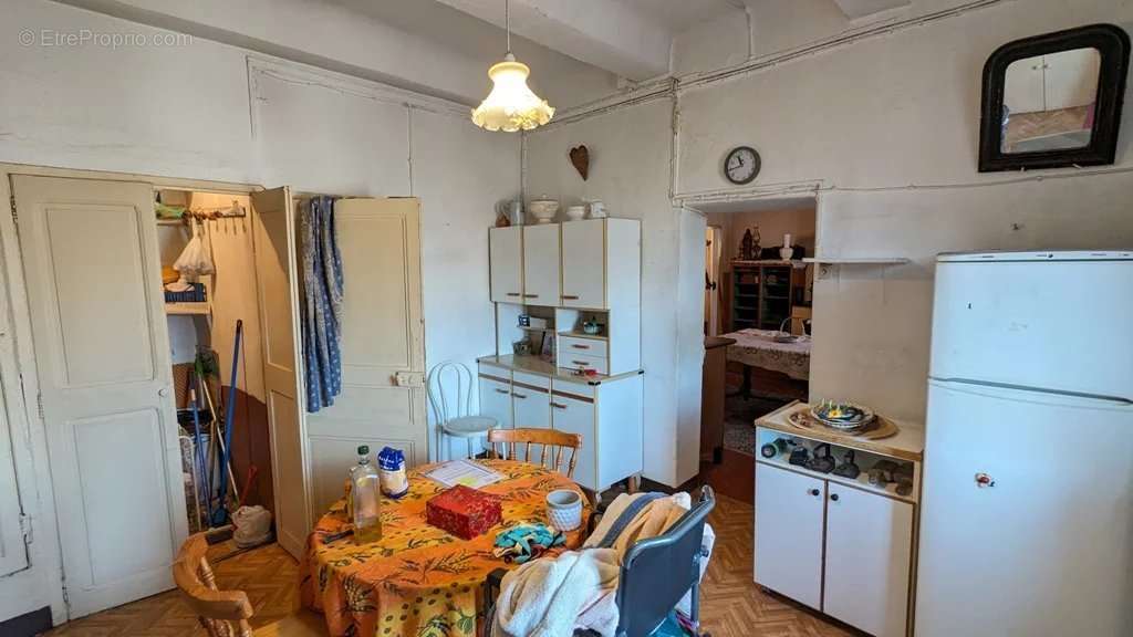 Appartement à CARCES