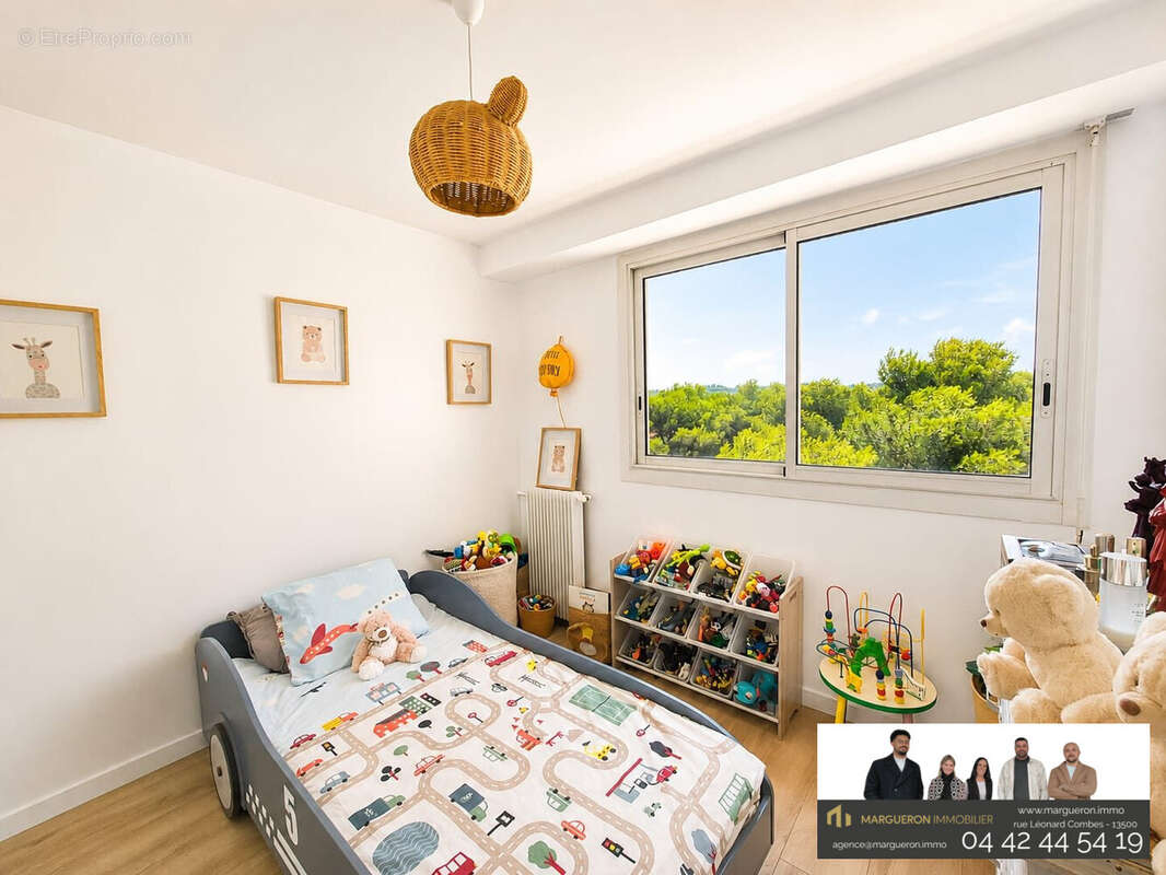 Appartement 69 m² à Martigues  - photo 6