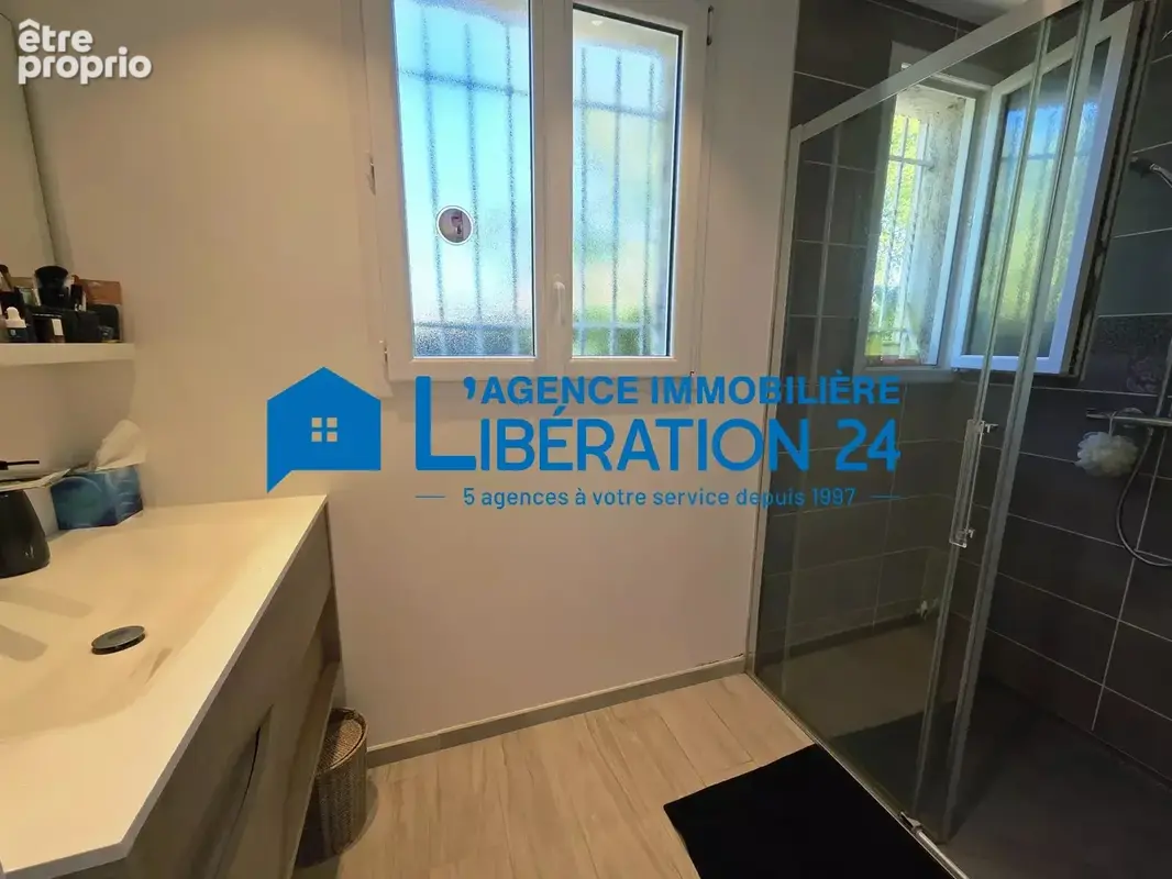 Maison familiale 156 m² avec piscine sur 865m² - photo 6