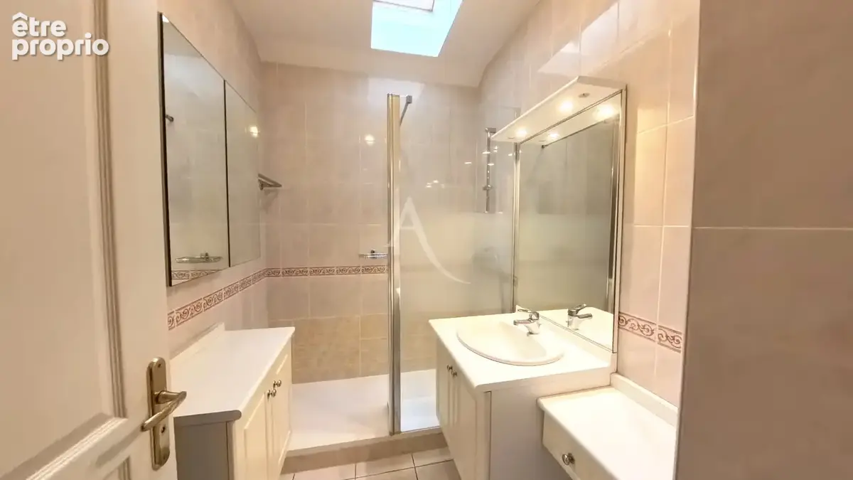 Appartement La Chapelle Sur Erdre 5 pièces - photo 6