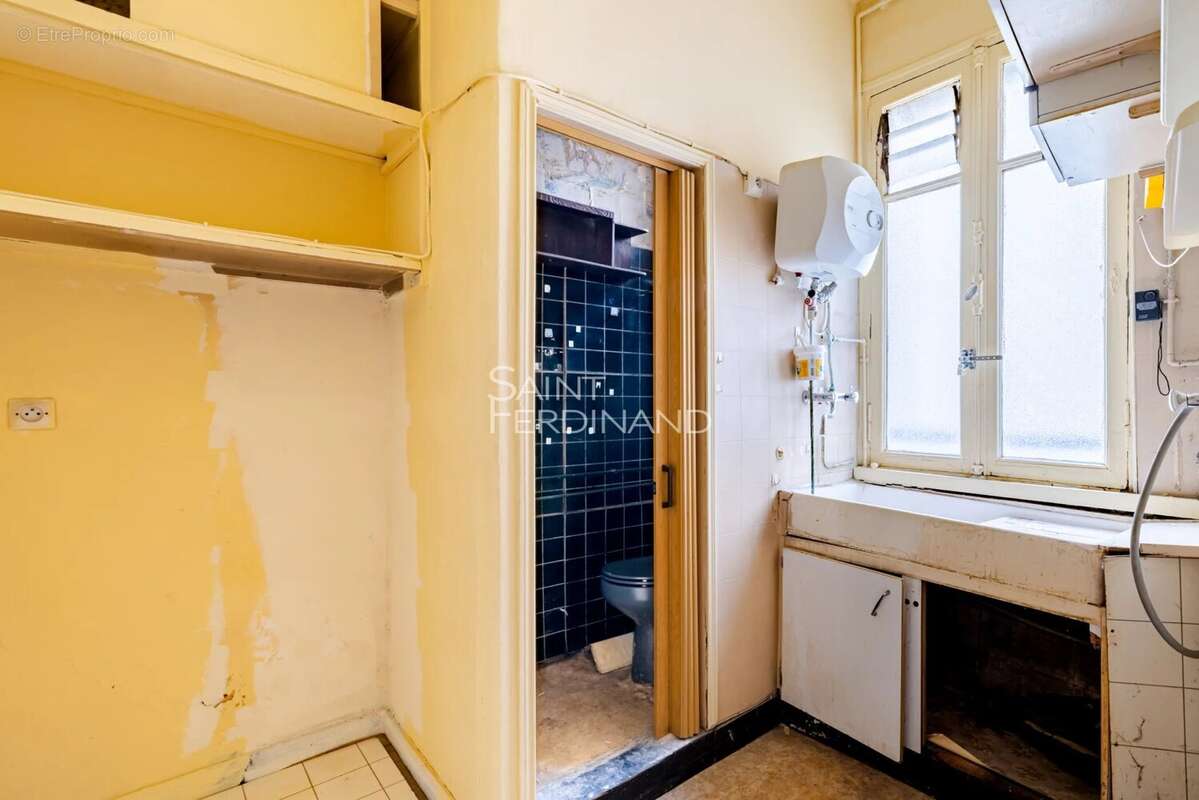 Paris 17ème Coeur des Batignolles. Idéal premier achat ou investissement locatif. 2 pièces 1 chambre. - photo 5