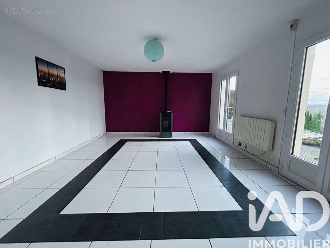 Photo 2 - Maison à LE TRAIT