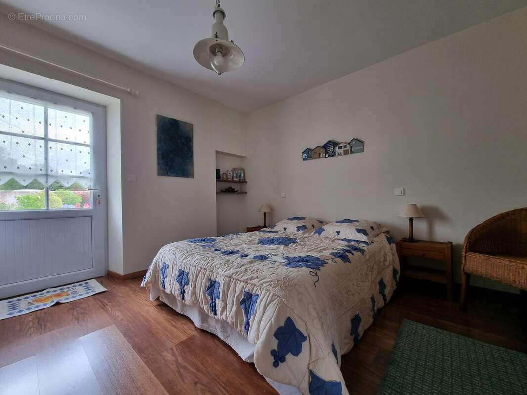 Maison à BOIS-DE-CENE