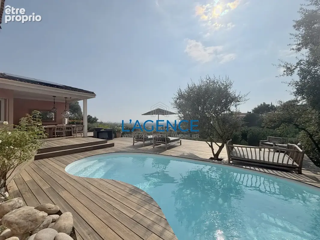 Maison à HYERES