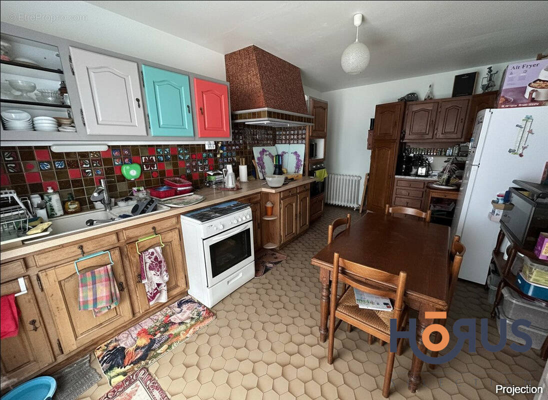 Maison à MEZIERES-EN-BRENNE