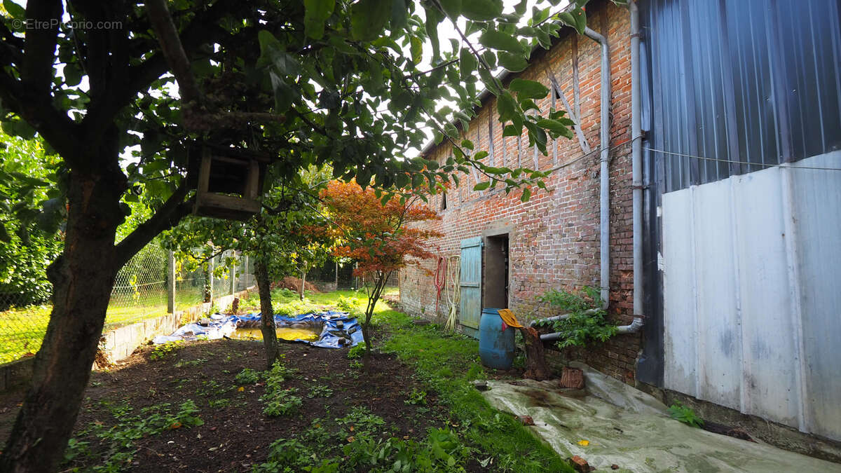 Maison à SAINT-LEGER-LES-DOMART