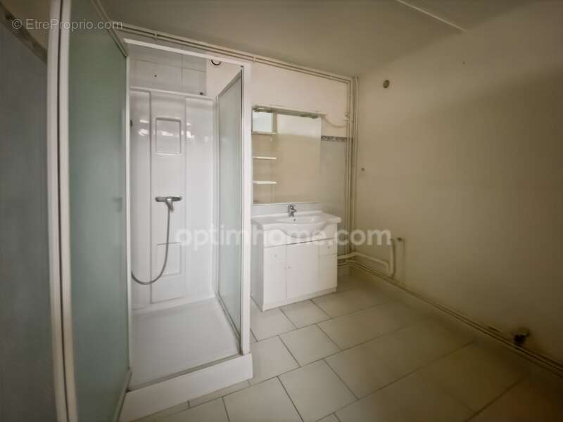 Maison à LA NEUVILLE-BOSMONT