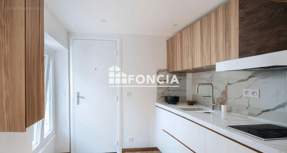 Appartement à LE MESNIL-LE-ROI